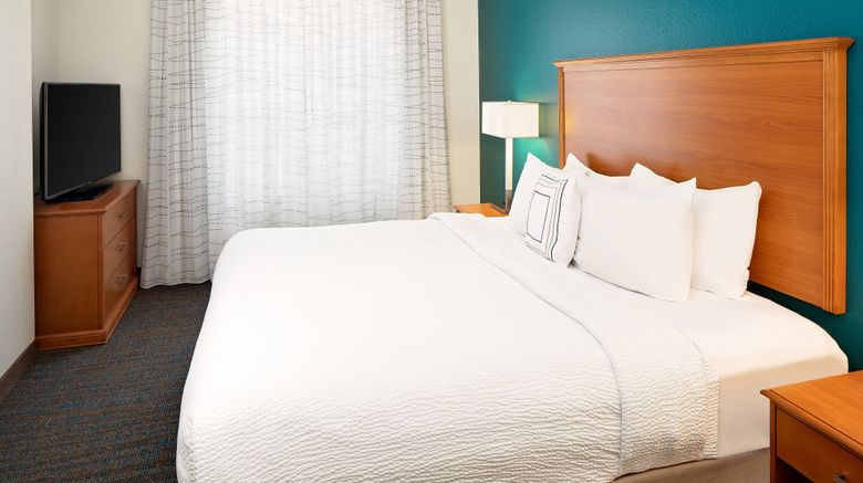 <b>Residence Inn Harrisburg Hershey Room</b>. Images powered by <a href="https://www.leonardoworldwide.com/" title="Leonardo Worldwide" target="_blank">Leonardo</a>.