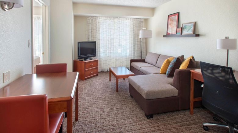 <b>Residence Inn Long Island Hauppauge/Isla Suite</b>. Images powered by <a href="https://www.leonardoworldwide.com/" title="Leonardo Worldwide" target="_blank">Leonardo</a>.