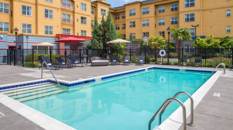 <b>Residence Inn Portland North Harbour Pool</b>. Images powered by <a href="https://www.leonardoworldwide.com/" title="Leonardo Worldwide" target="_blank">Leonardo</a>.