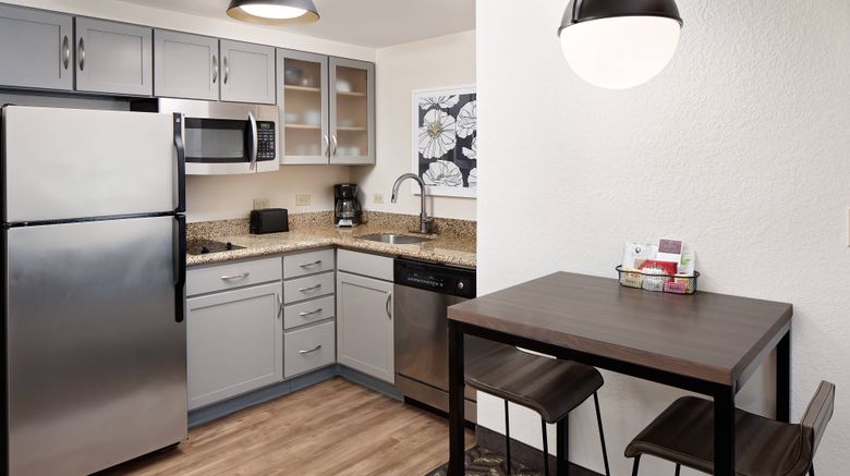 <b>Residence Inn by Marriott Boston Dedham Suite</b>. Images powered by <a href="https://www.leonardoworldwide.com/" title="Leonardo Worldwide" target="_blank">Leonardo</a>.