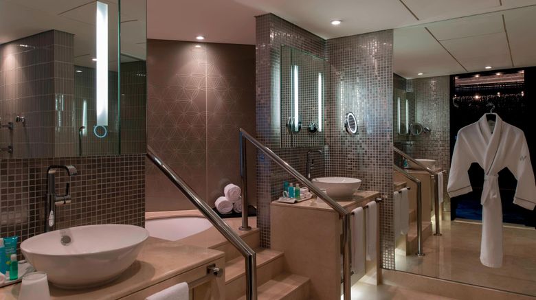 <b>W Doha Room</b>. Images powered by <a href="https://www.leonardoworldwide.com/" title="Leonardo Worldwide" target="_blank">Leonardo</a>.