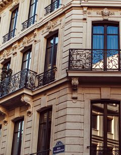Monsieur George Hotel
