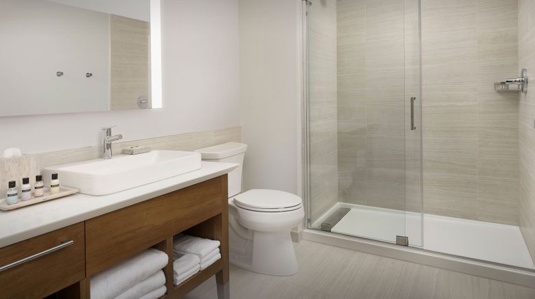 <b>Element Jacksonville Beach Room</b>. Images powered by <a href="https://www.leonardoworldwide.com/" title="Leonardo Worldwide" target="_blank">Leonardo</a>.