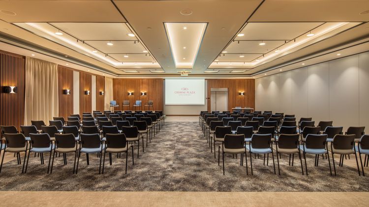 Crowne Plaza Budapest Ballroom