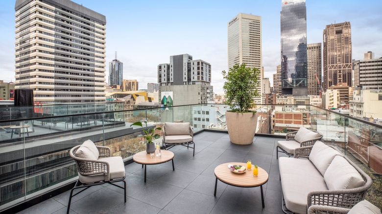 <b>voco Melbourne Central Meeting</b>. Images powered by <a href="https://www.leonardoworldwide.com/" title="Leonardo Worldwide" target="_blank">Leonardo</a>.