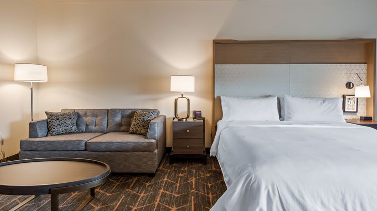 Holiday Inn Clarksville Northeast Room