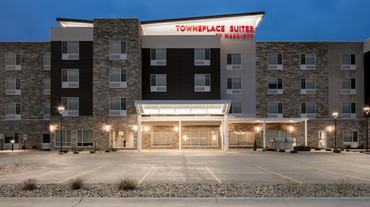TownePlace Suites Oshkosh Exterior