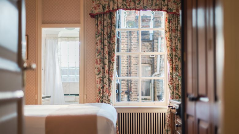 <b>44 Curzon Street Apartments by Mansley Room</b>. Images powered by <a href="https://www.leonardoworldwide.com/" title="Leonardo Worldwide" target="_blank">Leonardo</a>.