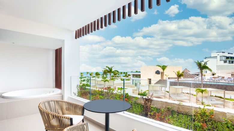 <b>Majestic Elegance Costa Mujeres Room</b>. Images powered by <a href="https://www.leonardoworldwide.com/" title="Leonardo Worldwide" target="_blank">Leonardo</a>.