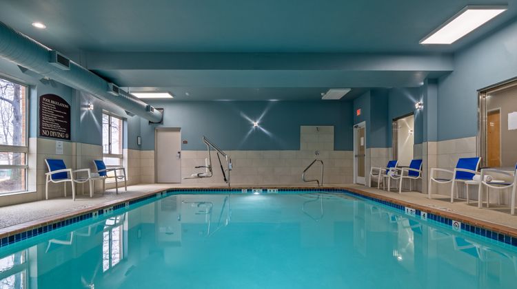 Holiday Inn Express Pool