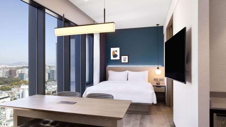 <b>Four Points by Sheraton Seoul Myeongdong Room</b>. Images powered by <a href="https://www.leonardoworldwide.com/" title="Leonardo Worldwide" target="_blank">Leonardo</a>.