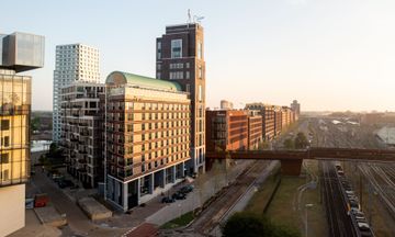 The Den, A Tribute Portfolio Hotel