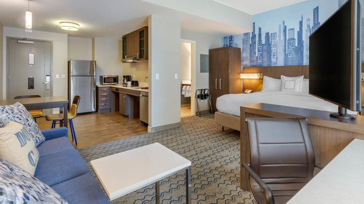 Residence Inn Providence Downtown Suite