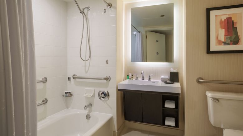 <b>Sheraton Grand Chicago Riverwalk Room</b>. Images powered by <a href="https://www.leonardoworldwide.com/" title="Leonardo Worldwide" target="_blank">Leonardo</a>.