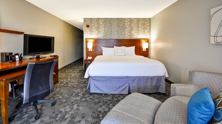 Courtyard Jacksonville Airport Northeast Room