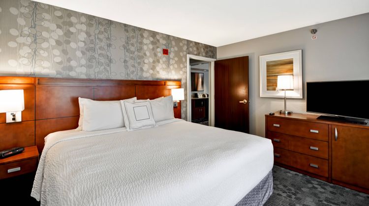 Courtyard Jacksonville Airport Northeast Suite