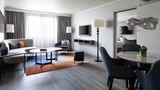 Paris Charles de Gaulle Airport Marriott Suite