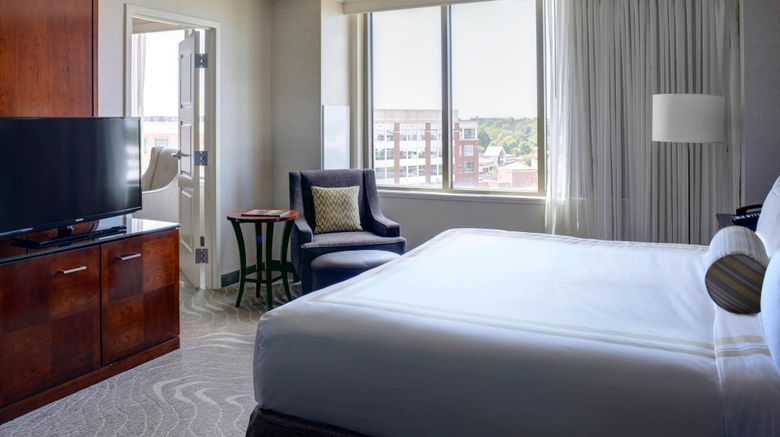 <b>Newport News Marriott at City Center Suite</b>. Images powered by <a href="https://www.leonardoworldwide.com/" title="Leonardo Worldwide" target="_blank">Leonardo</a>.