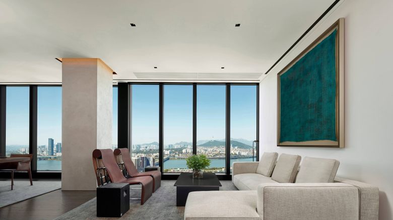 <b>JW Marriott Hotel Seoul Suite</b>. Images powered by <a href="https://www.leonardoworldwide.com/" title="Leonardo Worldwide" target="_blank">Leonardo</a>.