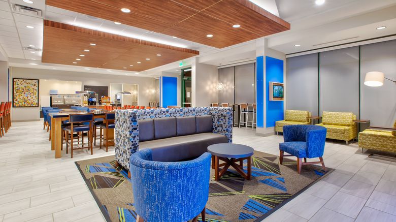 <b>Holiday Inn Express & Suites VA Beach Lobby</b>. Images powered by <a href="https://www.leonardoworldwide.com/" title="Leonardo Worldwide" target="_blank">Leonardo</a>.