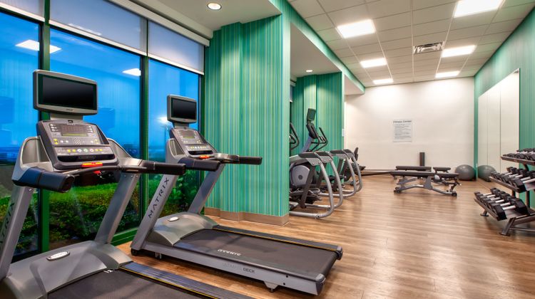 Holiday Inn Express & Suites VA Beach Health Club