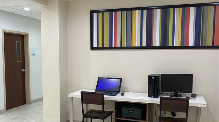 Holiday Inn Express Hotel & Suites Other