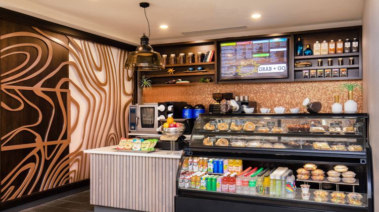 Delta Hotels  by Marriott Chesapeake Restaurant