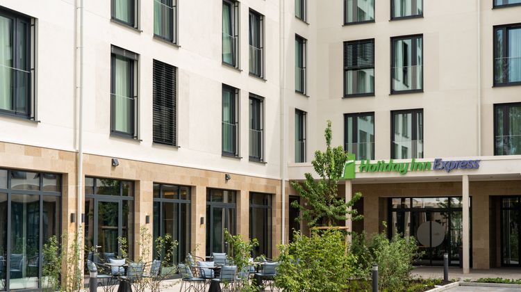 Holiday Inn Express Rosenheim Exterior