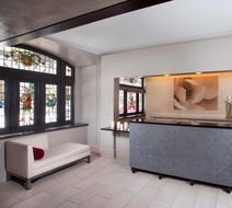 Magnolia St Louis-Tribute Portfolio Lobby