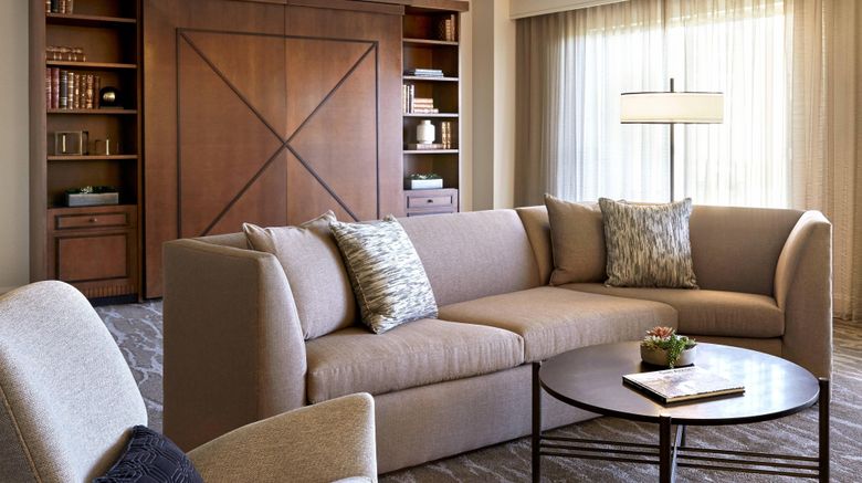 <b>JW Marriott Hill Country Resort & Spa Suite</b>. Images powered by <a href="https://www.leonardoworldwide.com/" title="Leonardo Worldwide" target="_blank">Leonardo</a>.