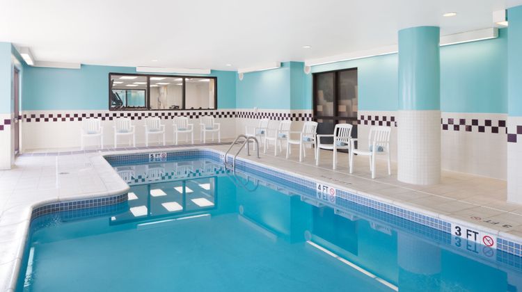 SpringHill Suites by Marriott Pool
