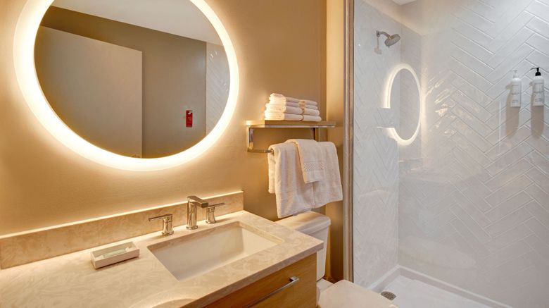 <b>TownePlace Suites Cincinnati Airport S Room</b>. Images powered by <a href="https://www.leonardoworldwide.com/" title="Leonardo Worldwide" target="_blank">Leonardo</a>.