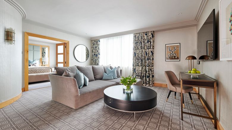 <b>The Westbury Hotel Suite</b>. Images powered by <a href="https://www.leonardoworldwide.com/" title="Leonardo Worldwide" target="_blank">Leonardo</a>.