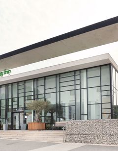 Holiday Inn Marseille Airport