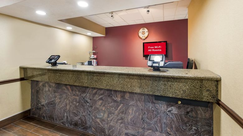 <b>Red Roof Inn & Suites Columbus - W Broad Lobby</b>. Images powered by <a href="https://www.leonardoworldwide.com/" title="Leonardo Worldwide" target="_blank">Leonardo</a>.
