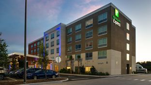 Holiday Inn Express South Park