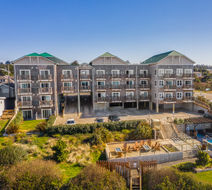 Inn At NYE Beach Exterior