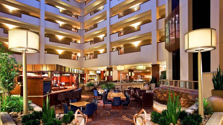 <b>Sheraton Sioux Falls & Convention Center Lobby</b>. Images powered by <a href="https://www.leonardoworldwide.com/" title="Leonardo Worldwide" target="_blank">Leonardo</a>.