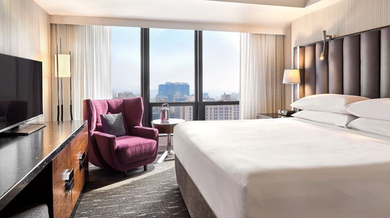 <b>Sheraton Grand Los Angeles Suite</b>. Images powered by <a href="https://www.leonardoworldwide.com/" title="Leonardo Worldwide" target="_blank">Leonardo</a>.