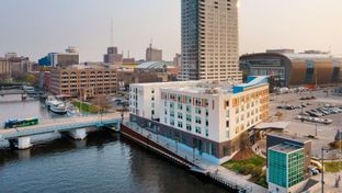 aloft Milwaukee Downtown