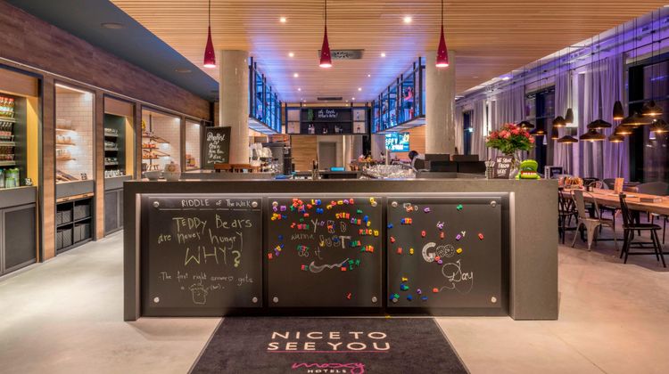 MOXY Munich Messe Exterior