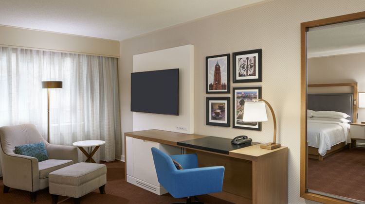 Sheraton Ottawa Hotel Room