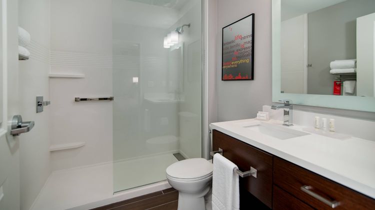 TownePlace Suites Fort Worth University Room