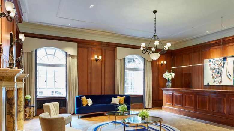 <b>London Marriott Hotel County Hall Lobby</b>. Images powered by <a href="https://www.leonardoworldwide.com/" title="Leonardo Worldwide" target="_blank">Leonardo</a>.