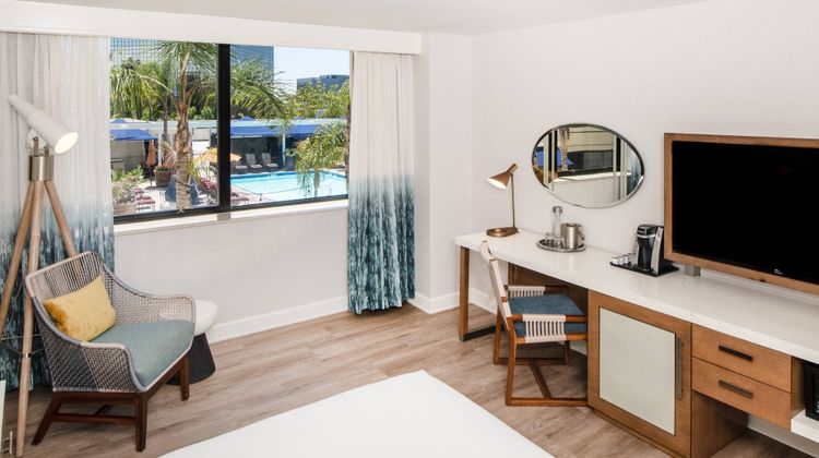 Renaissance Newport Beach Hotel Room