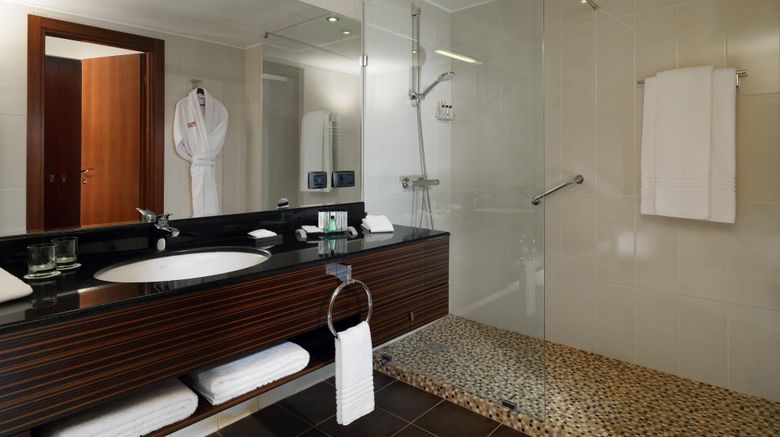 <b>Tsaghkadzor Marriott Hotel Room</b>. Images powered by <a href="https://www.leonardoworldwide.com/" title="Leonardo Worldwide" target="_blank">Leonardo</a>.