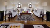 Tsaghkadzor Marriott Hotel Suite