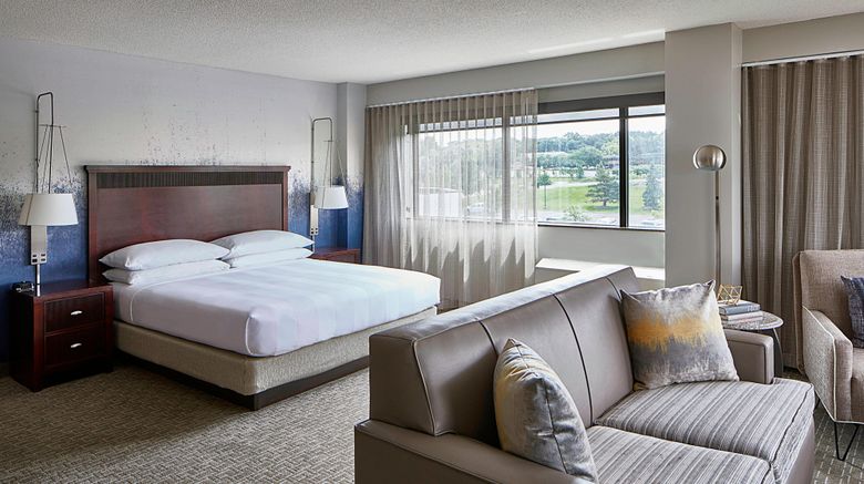 <b>Marriott Minneapolis-West Suite</b>. Images powered by <a href="https://www.leonardoworldwide.com/" title="Leonardo Worldwide" target="_blank">Leonardo</a>.