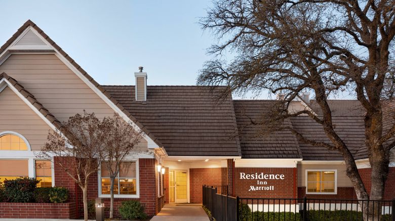<b>Residence Inn Roseville Exterior</b>. Images powered by <a href="https://www.leonardoworldwide.com/" title="Leonardo Worldwide" target="_blank">Leonardo</a>.