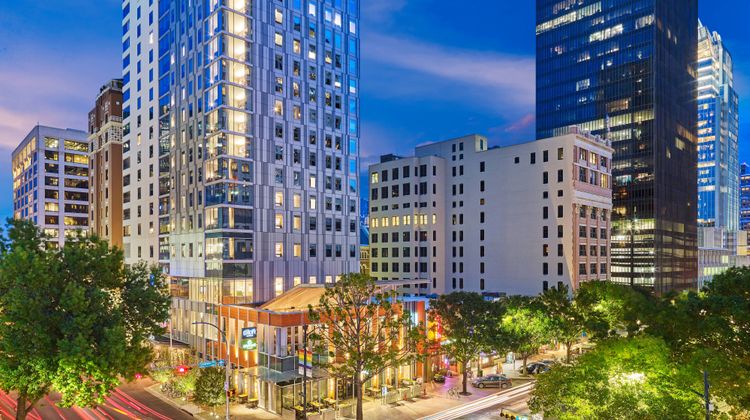 Aloft Austin Downtown Exterior